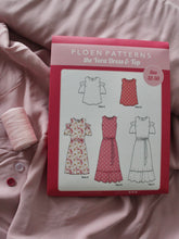 Load image into Gallery viewer, Vera Sewing Kit - Rose