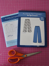 Load image into Gallery viewer, Tyra Sewing Kit - Rose
